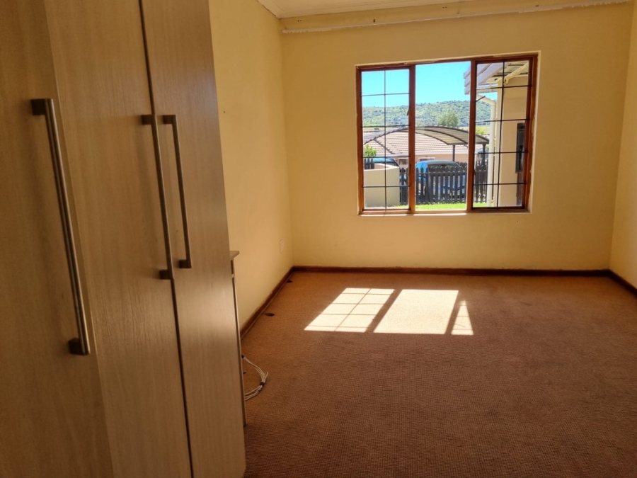 3 Bedroom Property for Sale in Hillside Free State